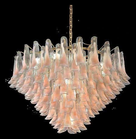 Dalia, Chandeliers